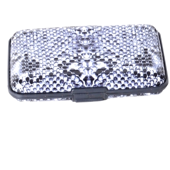 Animal RFID Blocking Credit Card Protector - Picture 1 of 5